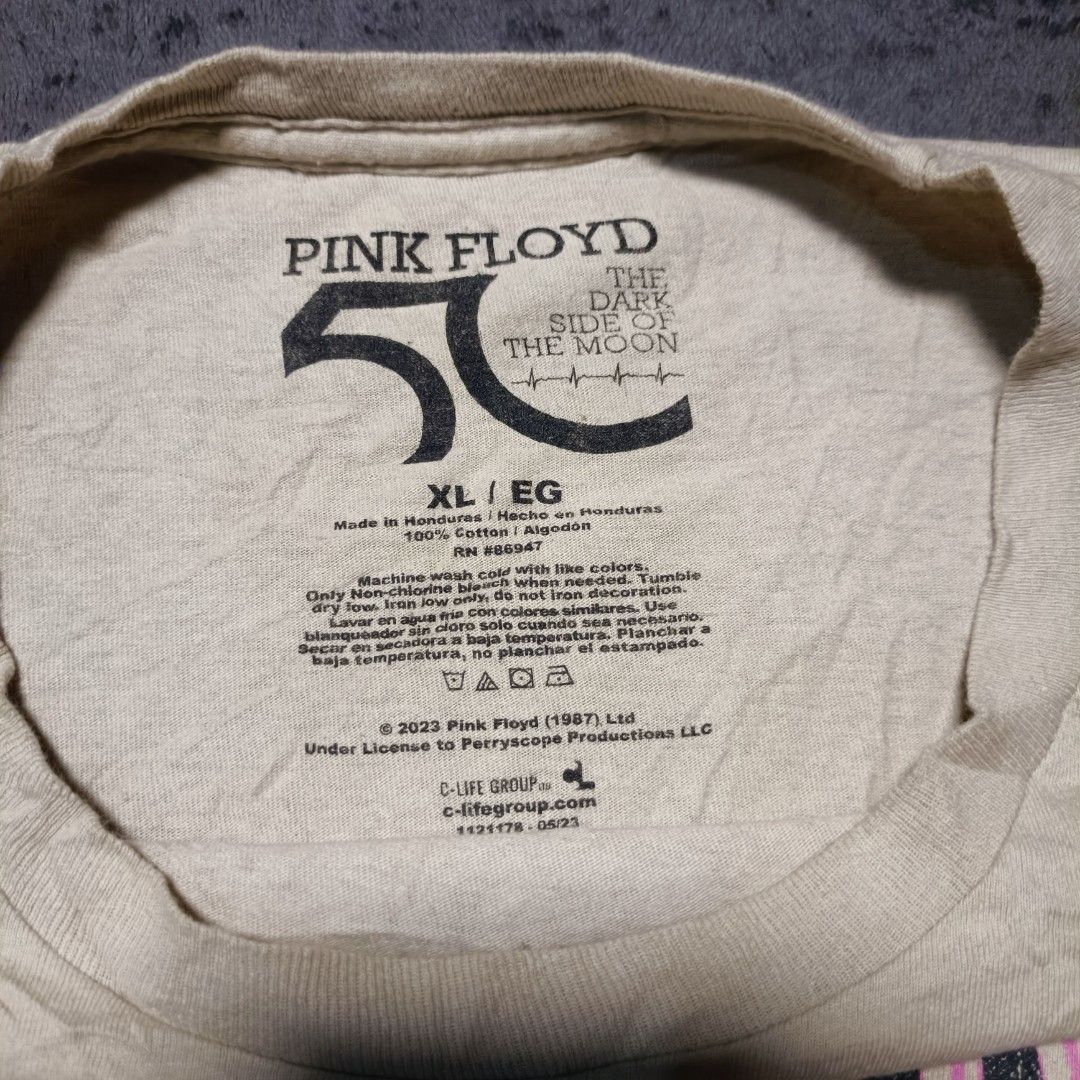 Pink Floyd Graphic T-Shirt (Category: Tshirts & Polo Shirts ) located in Manila. Submitted by nye.seller (Listing ID 1461726102, Image 3). Description: XL 25X30 verygood condition .