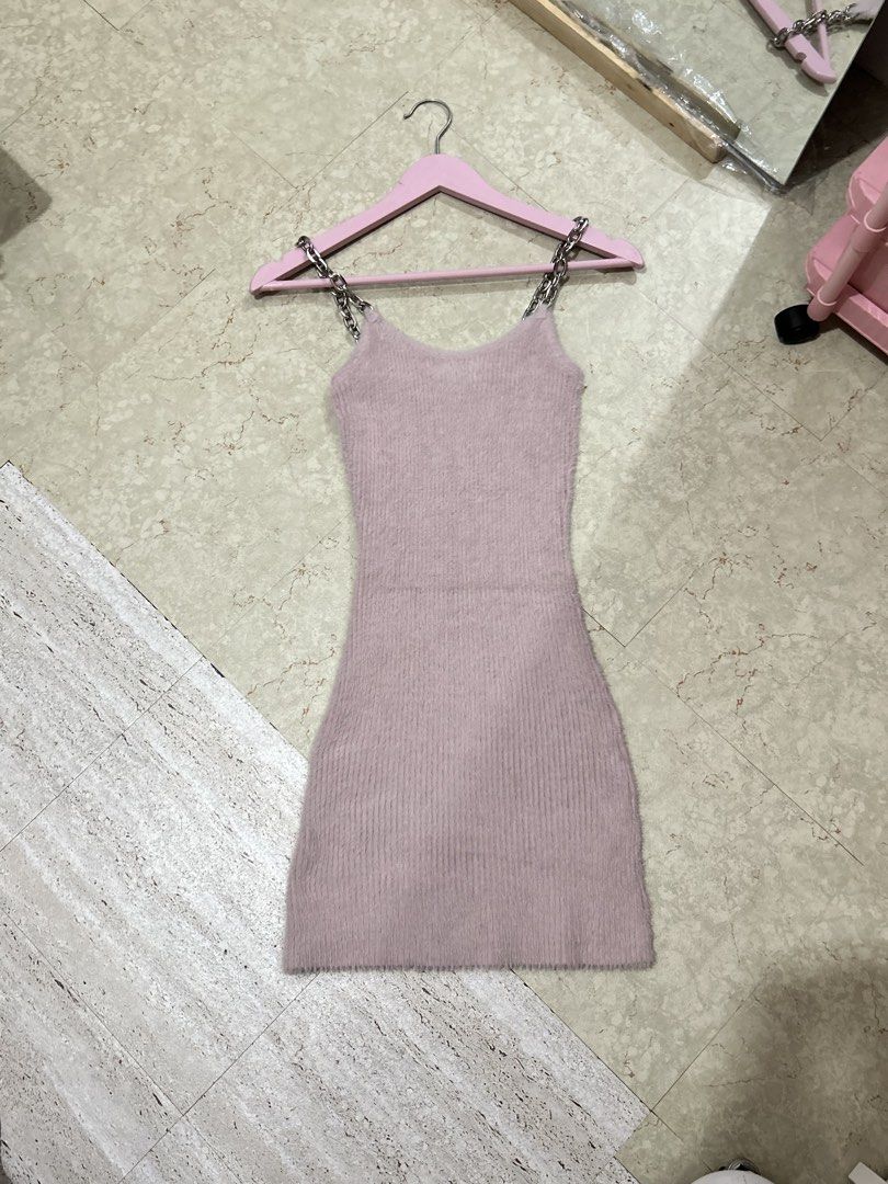 Pink Fuzzy Chain Strap Mini Dress (Category: Dresses) located in Batangas. Submitted by nommi26 (Listing ID 1461682863, Image 1). Description: - Adorable fuzzy mini dress in soft pink. - Features stylish chain straps for an edgy touch. - Flattering bodycon fit. - Ideal for nights out, parties, or adding a pop of color. - Feels incredibly soft and comfortable to wear..