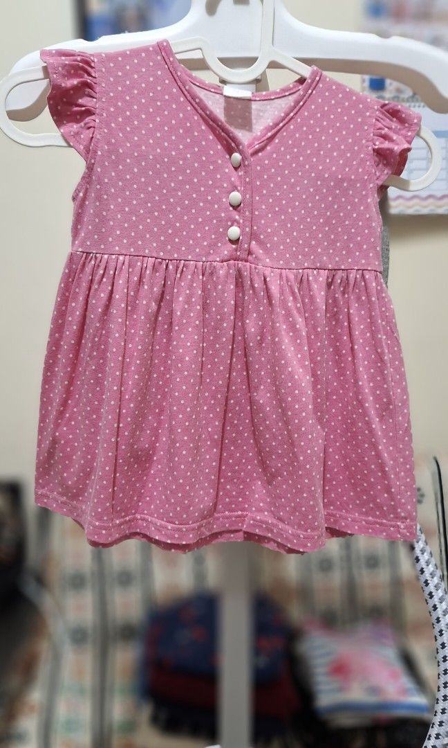 Pink polka (Category: Babies & Kids Fashion) located in Quezon City. Submitted by thetetajabakes (Listing ID 1461617238, Image 1). Description: - preloved - cotton fabric - pwedeng dress , pwedeng blouse - from HK gift sa anak ko - outgrown clothes - RFS : Decluttering.