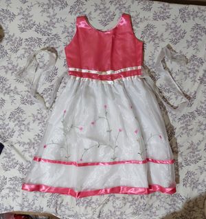 (Category: ) located in . Submitted by angel.decluttersx (Listing ID 1461752166, Image 1). Description: .