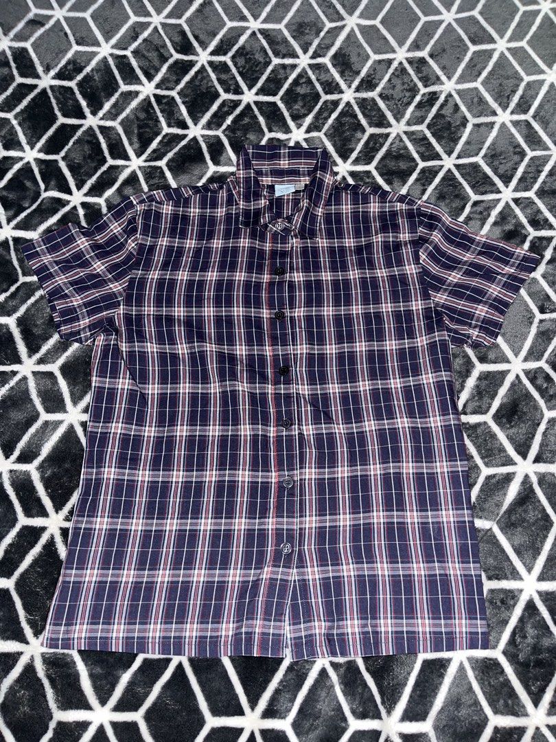 plaid checkered pattern men polo | boxy style (Category: Formal Shirts) located in Cabanatuan. Submitted by the_saints.archive (Listing ID 1461698771, Image 2). Description: Size: (inch) L - 25 W - 18 Maganda sya favorite ko nag changed style lang Must read before buying Rules and policy: 📌 COLOR MAY VARY DUE TO LIGHTNING / USED OF FLASH 📌 NO RETURN OR REFUND POLICY 📌 ORDERS CANNOT BE CANCELLED ONCE AN OFFER HAS BEEN MADE OR ACCEPTED 📌 SHIPPI