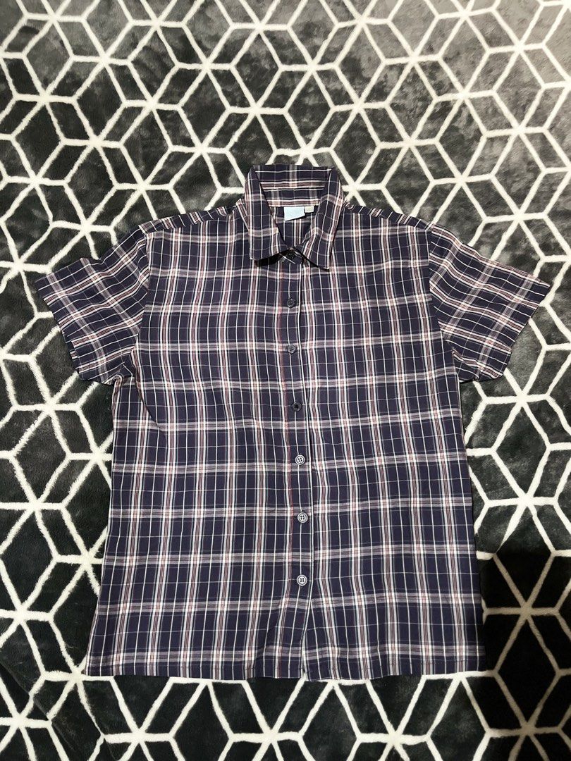 plaid checkered pattern men polo | boxy style (Category: Formal Shirts) located in Cabanatuan. Submitted by the_saints.archive (Listing ID 1461698771, Image 1). Description: Size: (inch) L - 25 W - 18 Maganda sya favorite ko nag changed style lang Must read before buying Rules and policy: 📌 COLOR MAY VARY DUE TO LIGHTNING / USED OF FLASH 📌 NO RETURN OR REFUND POLICY 📌 ORDERS CANNOT BE CANCELLED ONCE AN OFFER HAS BEEN MADE OR ACCEPTED 📌 SHIPPI