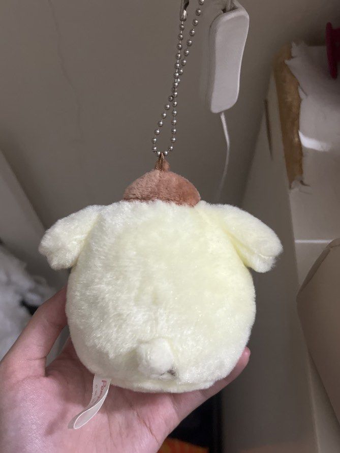 Pompompurin Keychain Authentic (Category: Other Stationery & Craft) located in Shah Alam. Submitted by preloveclothezz (Listing ID 1461612113, Image 2). Description: add on rm8 for postage condition like new .