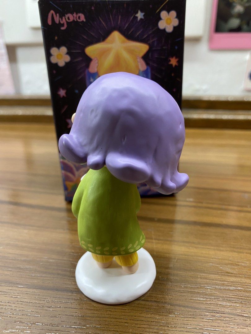 POPMART NYOTA (Category: Designer & Blind Box Toys) located in Gerona. Submitted by ._.veritas (Listing ID 1461687843, Image 3). Description: - Time - Thinking - Into My Heart Complete inclusions .