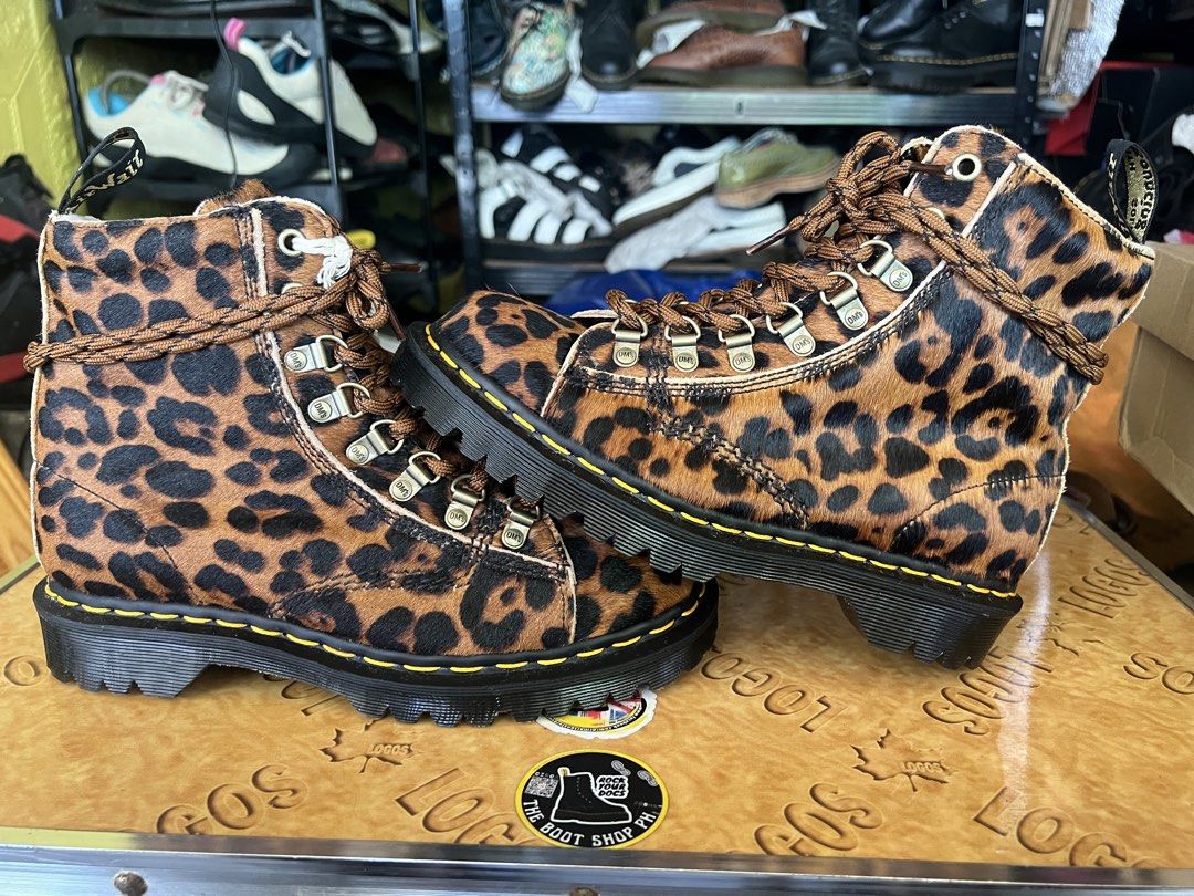 Porseyl Only D Em’s BARTON UK5 (Category: Boots) located in Manila. Submitted by babesdohaylo (Listing ID 1461594954, Image 3). Description: Porseyl Only D Em’s BARTON Available For Layaway Made in England UK5 US M6 EU38 P 5,999 Brand New with Box 📦 Location: Bambang Market Tondo Manila Stall # 7 & 8 message po muna bago pumunta For more items visit the following FB Page: The Boot Shop Ph Dr. Martens Ph Sell/Swap Carousel App edsantos27 / babesd