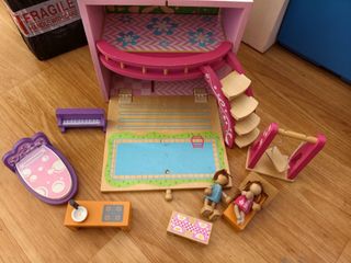(Category: ) located in . Submitted by befabulous (Listing ID 1461585912, Image 1). Description: .