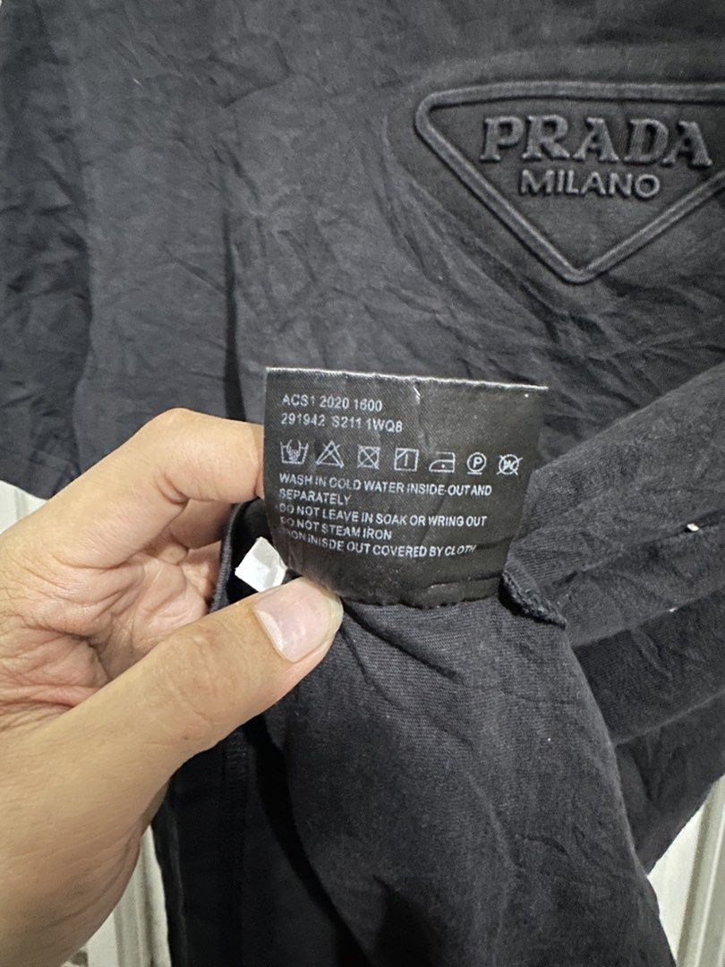 PRADA (Category: Activewear) located in Manila. Submitted by jastthrift (Listing ID 1461695398, Image 3). Description: Prada (monogram)womens Size M Good condition 9/10 color rate .