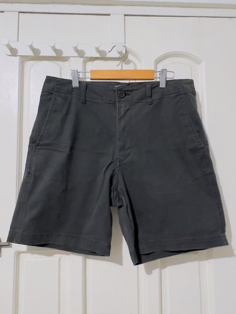 Preloved authentic H&M Regular Fit Shorts - Size 32S (Category: Shorts) located in Binan City. Submitted by unicohijoxfudge (Listing ID 1461723087, Image 1). Description: Decluttering❤️❤️❤️ Size M wasitlones 32” 17” length 11” leg opening ✅SF c/o buyer ✅gcash / paymaya Tags: Burberry Calvin Klein Coach Michael Kors Kate Spade Fendi Gucci Dior Rayban gentle Monster Channel Zara H&M Calvin Klein Anne Klein Sunnies owndays Gap nike adidas coach dkny
