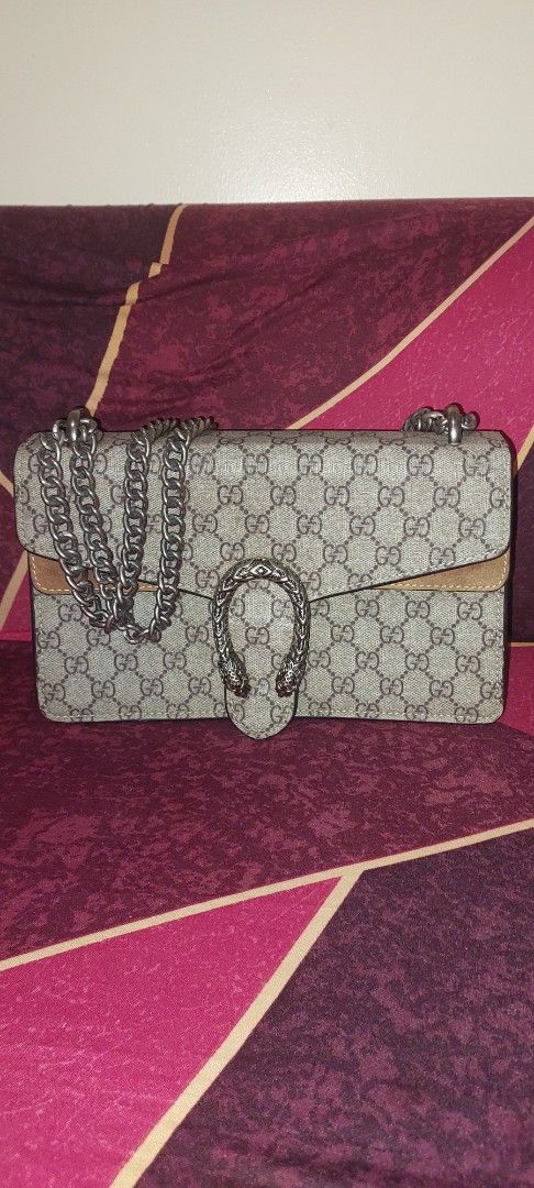 Preloved Bags (Category: Luxury Bags & Wallets) located in Pasig City. Submitted by jann8 (Listing ID 1461780047, Image 2). Description: Bottega - 680 Coach NY USA - 650 MCM brown sling - 600 LV bucket need zipper replacement - 580 Gucci pink- 700 MCM BP - 900 Prada - 580 MCM body bag - 580 LV multicolor - 1,200 Gucci sling - 680 MCM handbag - 780.