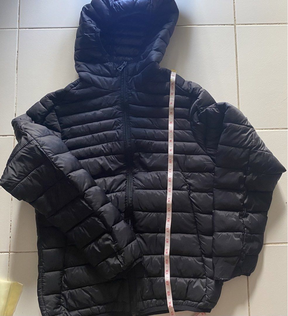 Preloved! Pull & Bear Puff Jacket (Category: Coats, Jackets and Outerwear) located in Kuala Lumpur. Submitted by mp988 (Listing ID 1461645402, Image 3). Description: RM38 (with postage SM) RM40 (with postage SS) Preloved NOT BUNDLE! Pull & Bear Jacket Size S W : 18inch L : 21inch P : 8inch.