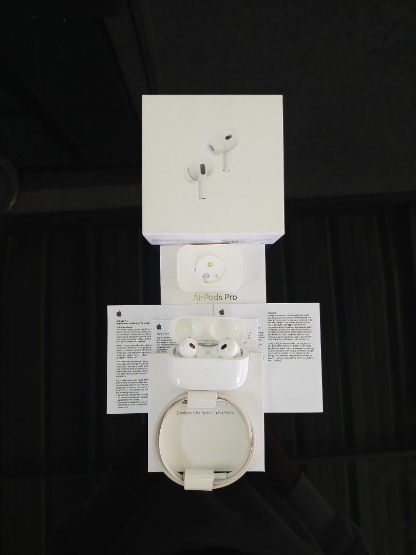 Premium Top-Graded Airpods Pro 2nd Generation Version 2 (USB-C) (Category: Earphones) located in Bacoor. Submitted by istocks888 (Listing ID 1461605611, Image 1). Description: (iStocks) Premium Top-Graded Airpods Pro 2nd Generation Version 2 (USB-C) Top-Graded, New, No issue, Ready to use, All features are working, Pass for low-ball respect each other time, Open for Video or VC for assurance, Wag nakawin ang photo if not Reseller or Wholesaler. I