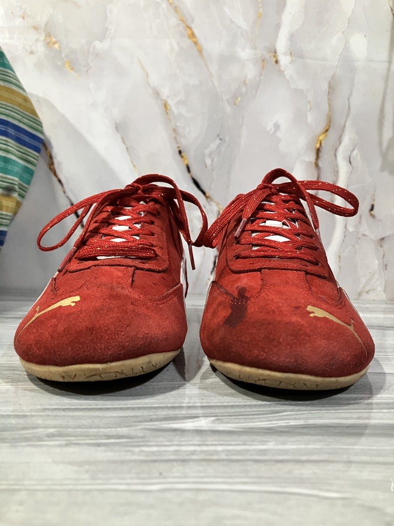 PUMA RED SUEDE OG SNEAKERS SIZE 9 MEN (Category: Sneakers) located in General Mariano Alvarez. Submitted by adonid (Listing ID 1461667990, Image 3). Description: PUMA RED SUEDE OG SNEAKERS ORIGINAL PUMA RED SUEDE OG SNEAKERS GOOD CONDITION NORMAL SIGN OF USAGE ONLY SIZE 9 MEN.