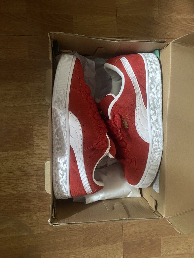 PUMA SUEDE XL (All time red) (Category: Sneakers) located in Mandaluyong City. Submitted by gabb_bautista (Listing ID 1461590298, Image 1). Description: PUMA SUEDE XL (All time red color-way) Condition:9/10 barely used ₱2800(Kaya pa babaan kung sure buyer) 100% Authentic Size 8 Uk, Size 9 Us Extra white lace included.