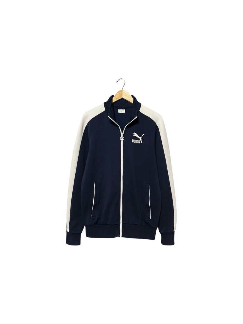 Puma T7 Track Jacket Navy Blue (Category: Coats, Jackets and Outerwear) located in Cavite. Submitted by gnthrift (Listing ID 1461577810, Image 1). Description: Puma Track Jacket ‘Navy Blue’ Size: M on tag Dimes: 21x27.5 Color rate: 9.5/10 Complete tags Excellent condition Issue: minimal stain sa white part Mine 500 + SF Location: Indang, Cavite MOP Gcash Courier: J&T Express.