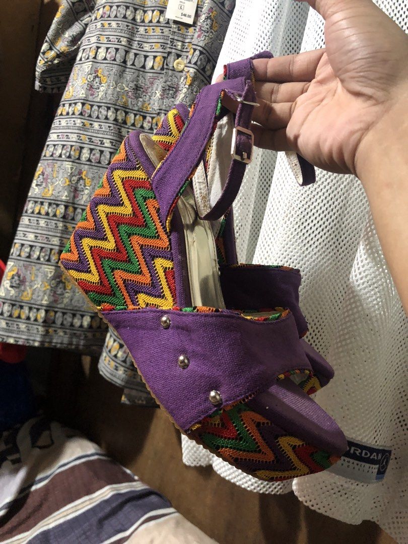 Purple Woven Wedge Sandals with Zigzag Pattern (Category: Wedges) located in Manila. Submitted by bakithrift213 (Listing ID 1461734612, Image 1). Description: - Funky purple wedge sandals - Colorful zigzag woven pattern on front and heel - Adjustable ankle strap for a secure fit - Platform sole with sturdy rubber base - Adds a unique pop of color to any outfit - 21 dimes nya centimeter.