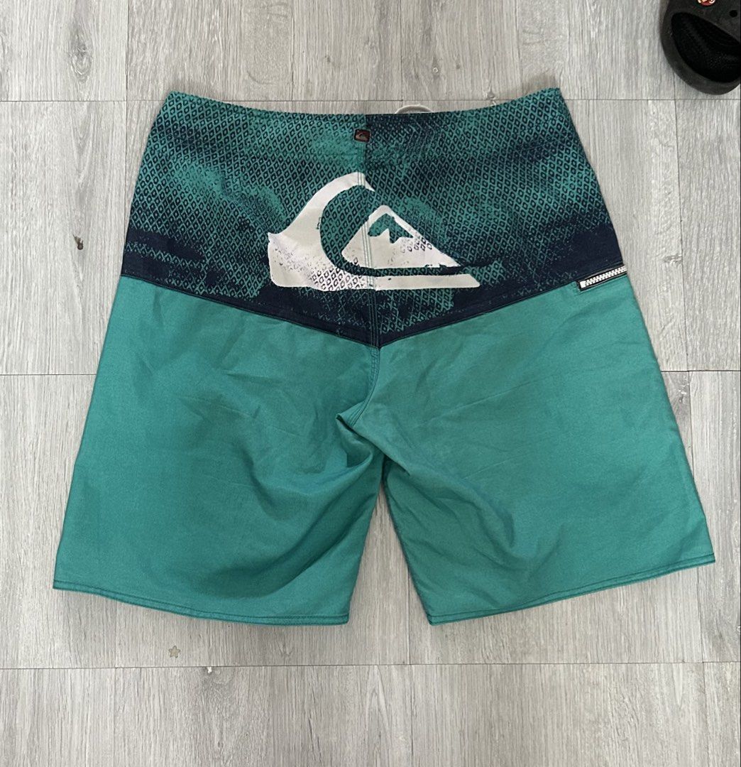 QuickSilver boardshort (Category: Shorts) located in Manila. Submitted by mystic.jassen (Listing ID 1461616013, Image 2). Description: .