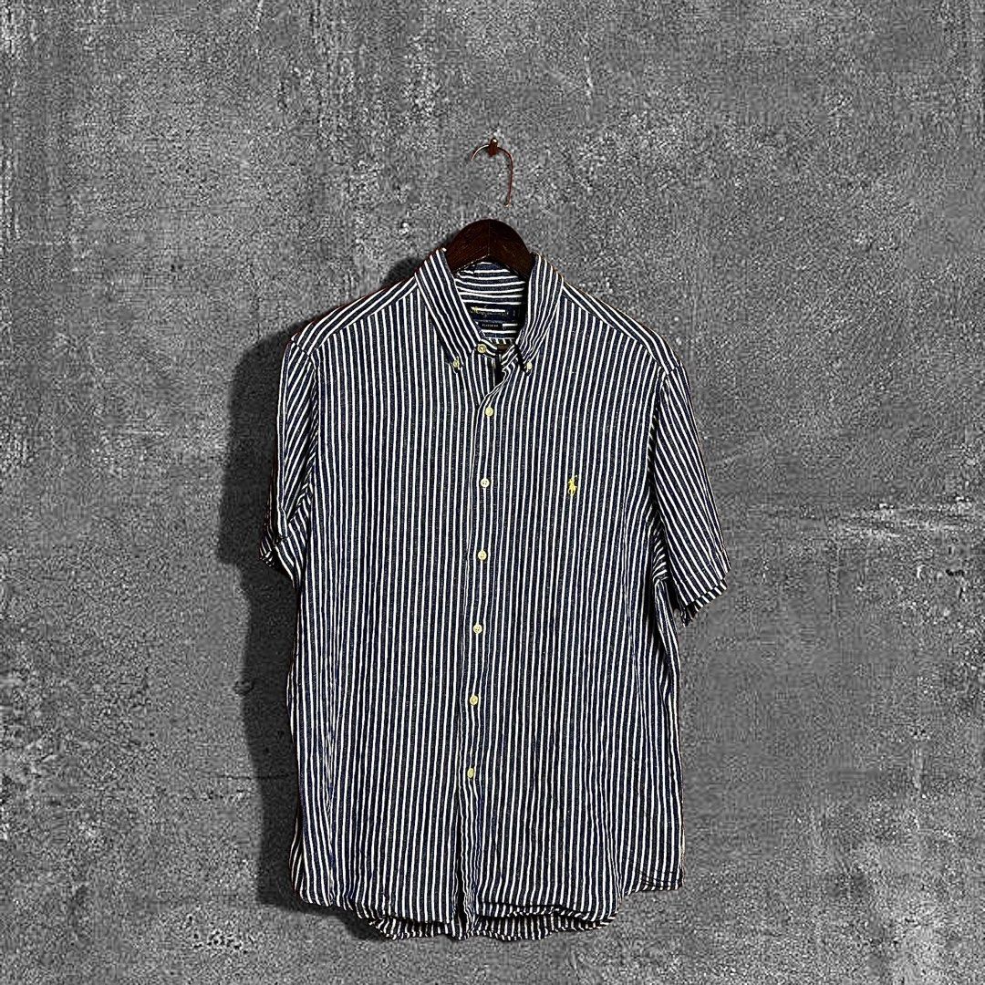 Ralph Lauren RL Striped Linen Button down (Category: Formal Shirts) located in Quezon City. Submitted by donklasiko (Listing ID 1461785418, Image 1). Description: Condition: 9.5+/10 Pristine condition Issue: non Refer to the dimension 🤗 PM FOR MORE DETAILS NO RETURN, NO EXCHANGE & NO REFUND! ✅I ALSO ACCEPT TRADE/SWAP TO ANYTHING JUST DROP YOUR OFFER Please manage your expectations, this is a secondhand item. What you see is what you get 😊 💵MOP