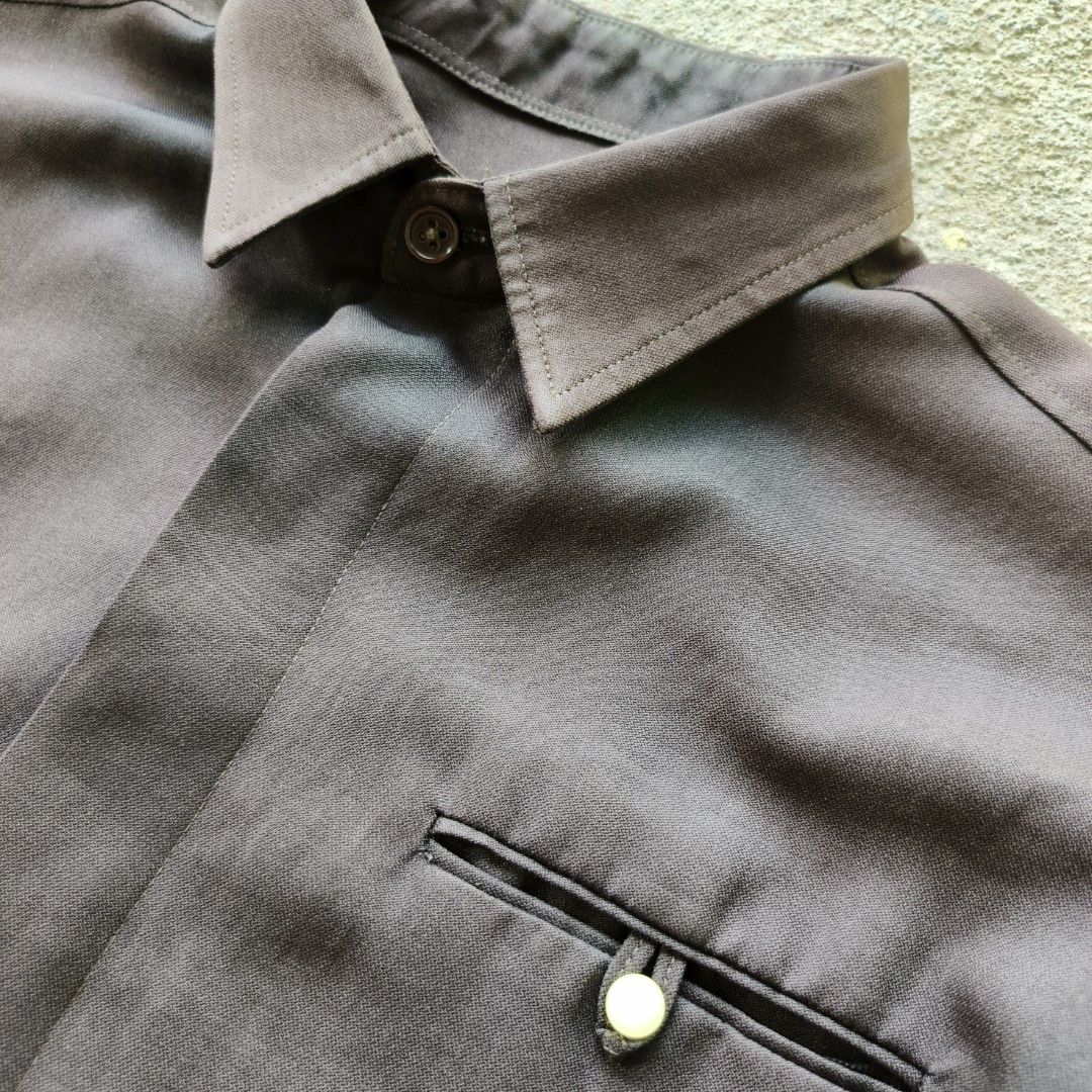 Random Charcoal Button Shirt (Category: Activewear) located in San Marcelino. Submitted by ali_thriftzz (Listing ID 1461797976, Image 3). Description: Length-30 Width-23 Good condi No flaws Solid colorway 300+sf.