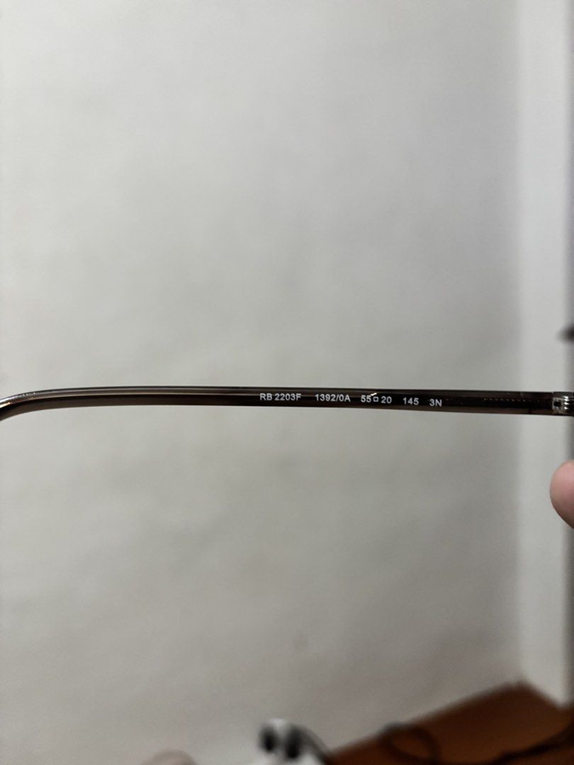 RAYBAN SUNGLASSES RB2203F (Category: Luxury Accessories) located in Manila. Submitted by candlecloudsp (Listing ID 1461602208, Image 3). Description: - NEGOTIABLE - NO ISSUE UNLI CHECK - Come with box and cleaner.