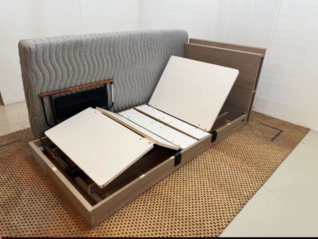 Reclining Single Bed (Category: Bed Frames & Mattresses) located in Meycauayan. Submitted by marygracecasimiro (Listing ID 1461796767, Image 3). Description: NITORI Electric Adjustable Reclining Single Bed with Comfortable N-Sleep Mattress Price: 15,500 Frame: 38 x 82 x 34/6 Mattress: 36 x 77 x 7 In good condition♥️.