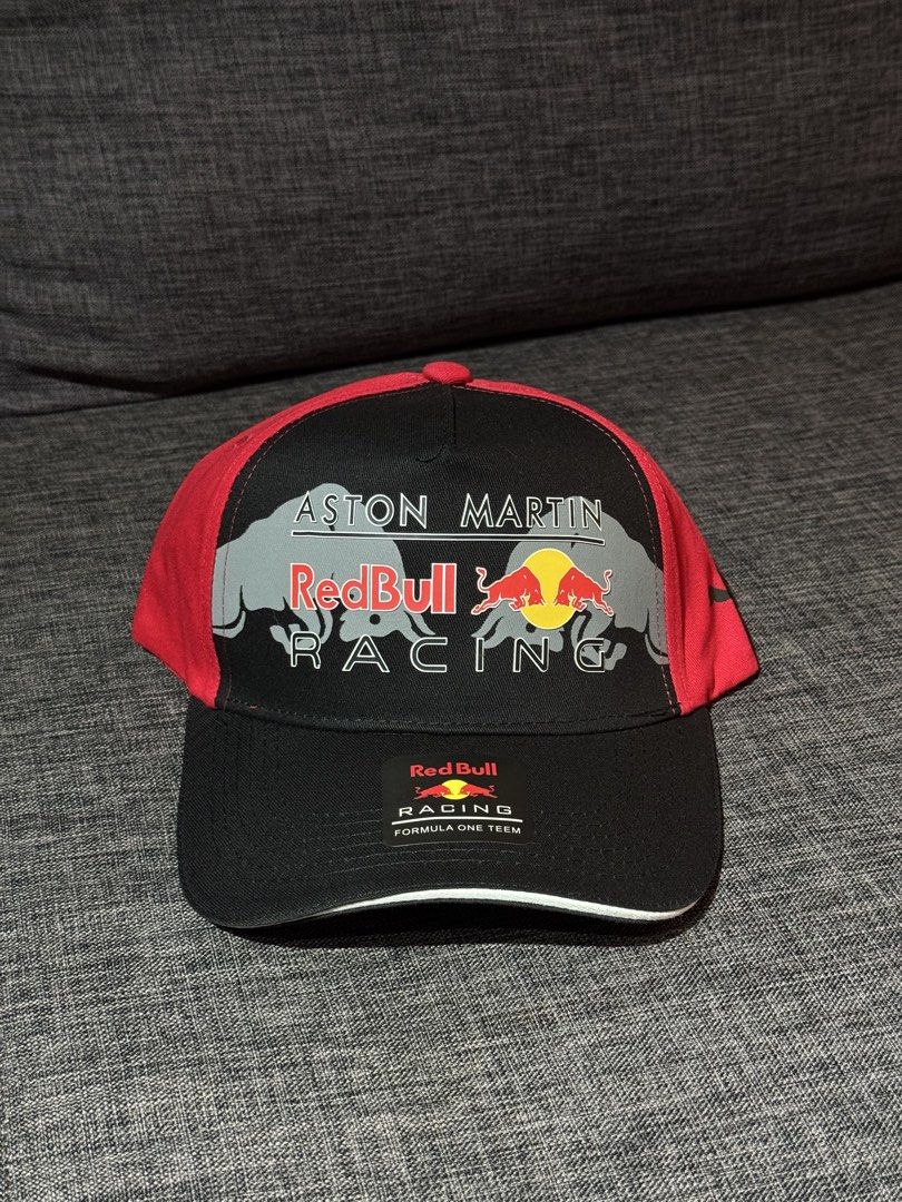 Redbull Racing Cap (Category: Caps & Hats) located in Cavite. Submitted by wsaleclub (Listing ID 1461673481, Image 1). Description: Redbull racing cap reps only 300 plus sf.