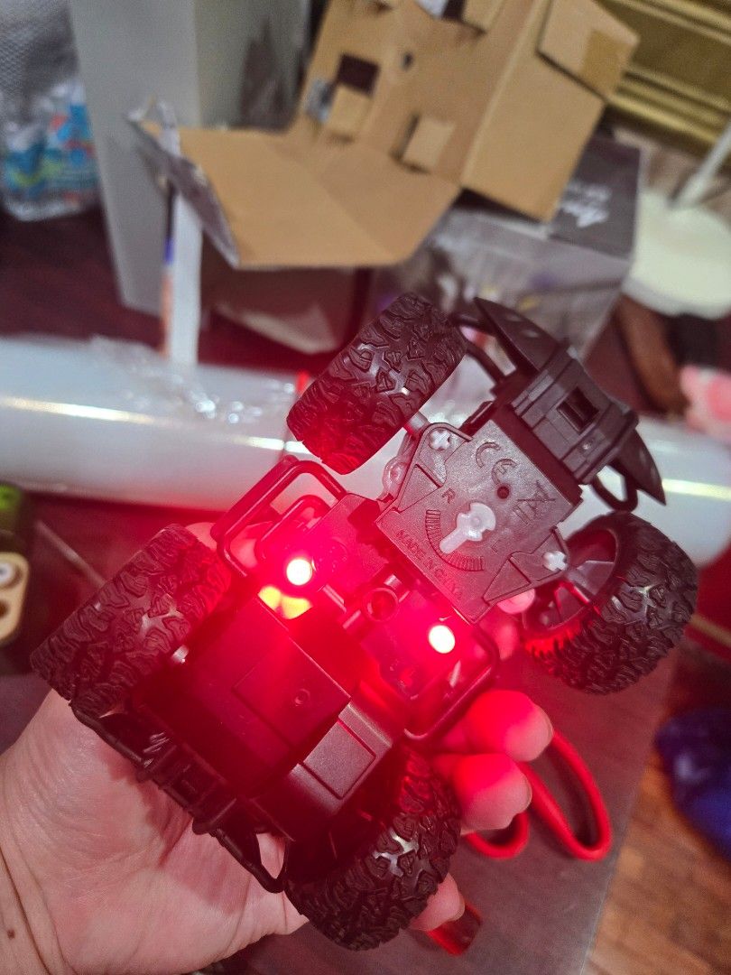 remote controlled car (Category: Remote Control Toys) located in Quezon City. Submitted by mello_letgoes (Listing ID 1461724925, Image 3). Description: High Speed R/C Off Road Car – 1:43 Scale | Green High Speed remote-controlled off-road car in green. • 1:43 scale • Off-road / 4x4 style design • Remote controlled • Forward and backward movement • Turn left and right • With light function • Green color • Comes with original box • Actual item show