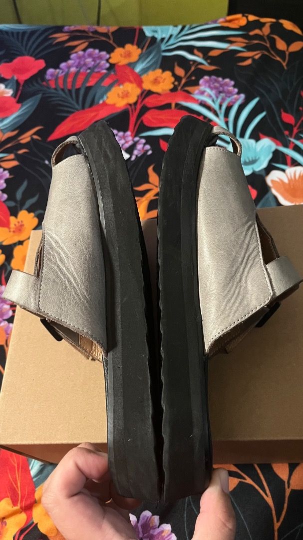Renegade Folk Sandals (Category: Sandals) located in Caloocan City. Submitted by arisse_calix (Listing ID 1461735807, Image 3). Description: Renegade Folk: Figures Chunky Mules Worn 5x times only..