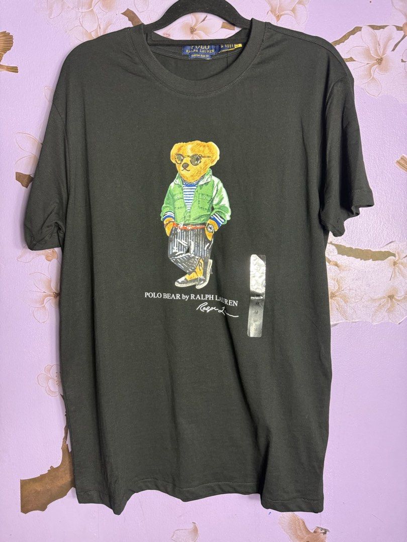 RL Polobear tshirt (Category: Tshirts & Polo Shirts ) located in Manila. Submitted by plonlineclothing (Listing ID 1461573116, Image 2). Description: FOR SALE!!!✨ AVAILABLE ✨ Polo Ralph Lauren Polo Bear Print T-Shirt in black ________________________________ 🔥 MINE: 1.2k + SF ________________________________ 📏 Measurements: M on tag • Width: 19 inches • Length: 28 inches Condition: Preloved, no issues Color rate: 9.9/10 ✔️ Free shipping for 2 o