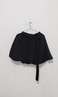 (Kategori: ) berada di . Dikirim oleh nes_wardrobee (ID iklan 1461797892, Gambar 1). Deskripsi: .