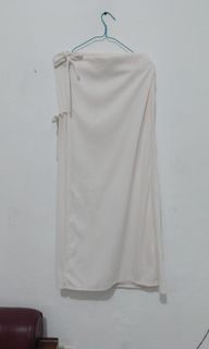(Kategori: ) berada di . Dikirim oleh nes_wardrobee (ID iklan 1461797545, Gambar 1). Deskripsi: .