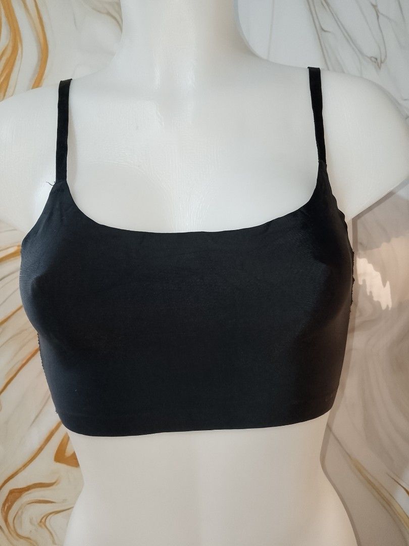 S: danskin black seamless Bralette no pads (Category: Undergarments & Loungewear) located in Manila. Submitted by truecrystal-1407 (Listing ID 1461662354, Image 1). Description: - Black seamless bra with scoop neckline - Adjustable spaghetti straps - Smooth and stretchy fabric - Comfortable for everyday wear - Easy to pair with any bottoms.