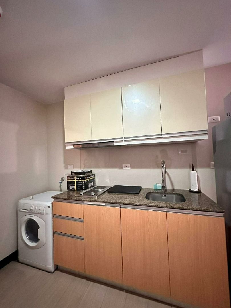 Salcedo Sky Suite Condo for RENT (Category: Apartments & Condos) located in Makati City. Submitted by mamheilavgb (Listing ID 1461587551, Image 3). Description: 17th floor Fully Furnished 40k/Month Inclusive of Dues 1 month advance 2 months deposit Open for viewing newly turnover unit.
