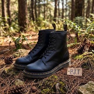 (Category: ) located in . Submitted by rjtbootshop2600 (Listing ID 1461575002, Image 1). Description: .