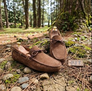 (Category: ) located in . Submitted by rjtbootshop2600 (Listing ID 1461568629, Image 1). Description: .
