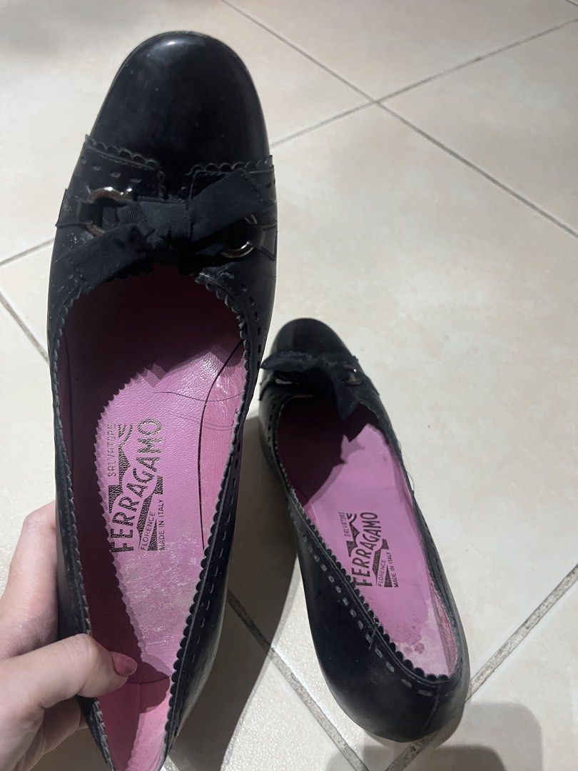 Salvatore Ferragamo Black Bow Heel Pumps (Category: Community) located in Muntinlupa City. Submitted by thevintageeditbyashley (Listing ID 1461574009, Image 2). Description: -Used a number of times only, retail is 15k selling low for 1500 -Leather is still good, no scratches, no scuffs, everything else good except signs of wear on soles.