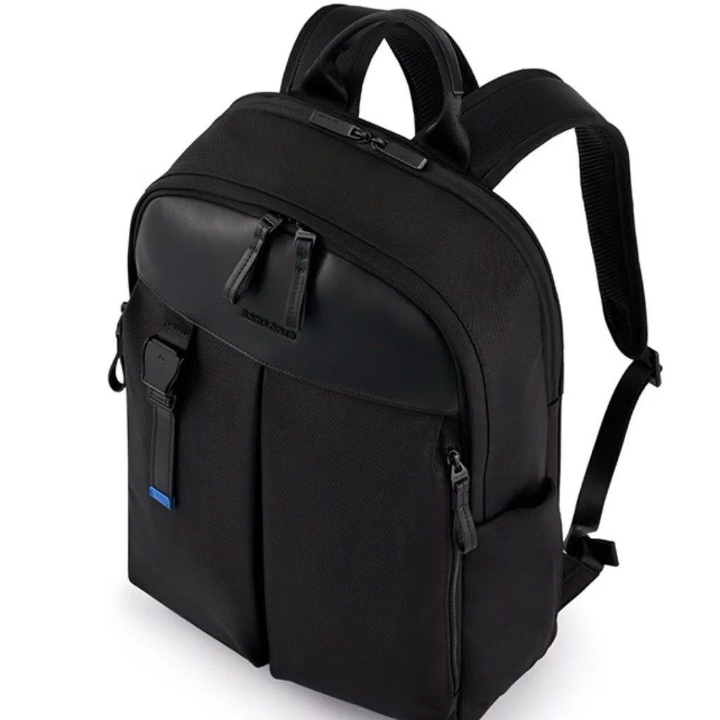 Samsonite Underscore Backpack 15" (Category: Backpacks) located in Singapore. Submitted by desire2shop (Listing ID 1461731882, Image 7). Description: - Classic black backpack - Padded compartment for laptops - Side pockets for water bottles/umbrellas - Adjustable, padded shoulder straps for comfort - Additional front zip pocket - Ideal for work or school - Clean, minimalist design .
