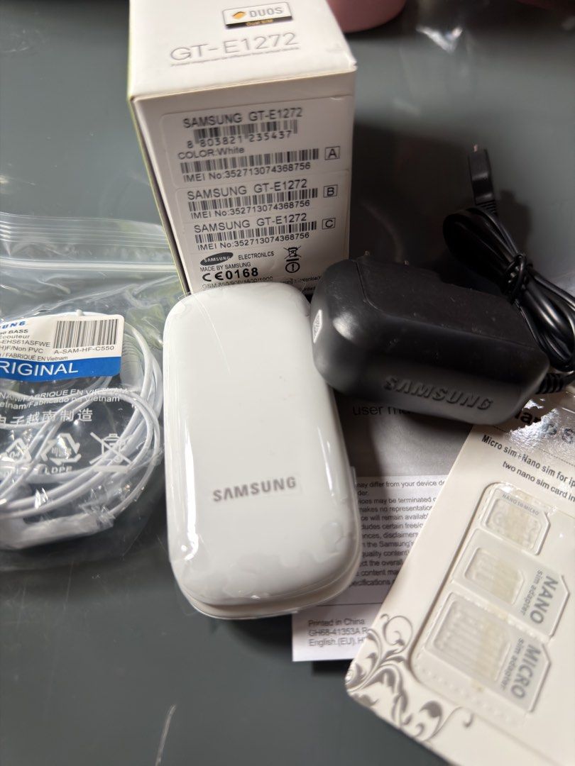 samsung dual e1272 flip phone (Category: Early Generation Mobile Phones) located in Quezon City. Submitted by auspv_collections (Listing ID 1461608760, Image 2). Description: 📱VINTAGE PHONES ONHAND 📍nokia 8310 - 2,800 📍nokia 8250 - 3,000 📍nokia 5300 - 4,000 📍nokia 3310 - 3,500 📍nokia 6510 - 3,500 📍nokia 6300 - 2,800 📍nokia 5110 - 4,000 📍nokia 6150 - 3,500 📍nokia 1100 - 2,000 📍nokia 6120 - 2,300 📍motorola v3 - 2,800 📍samsung e1272 - 1