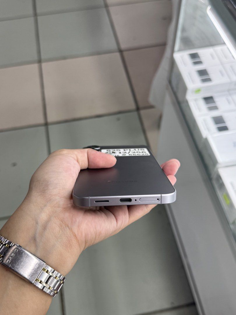 SAMSUNG S25 PLUS 12/256GB OPENLINE US VARIANT SINGLE SIM + ESIM (Category: Samsung) located in San Juan City. Submitted by ainahgadgetsshop (Listing ID 1461740231, Image 3). Description: SAMSUNG S25 PLUS 12/256GB OPENLINE SEPTEMBER 2026 STALL #: XB-07 FOR SALE | TRADE / SWAP PASS SA MGA SCAMMERS / THIRD PARTY (RFS: Buy and Sell) ⬇️DETAILS⬇️ •12/256 GB (Other storage is also available) •Silver Shadow (Other color is also available but price may va