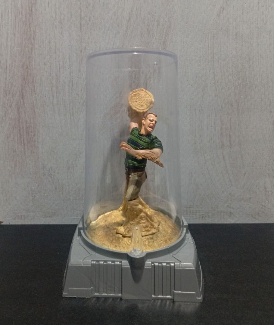 Sandman Action Figure in Display Case (Category: Figurines & Statues) located in Bacoor. Submitted by juleeeeees (Listing ID 1461566111, Image 2). Description: The Spider-Man 3 Sandman Titanium Series Die Cast Figure is a collectible action figure of the character Sandman from the movie Spider-Man 3. Created by Hasbro in 2007..