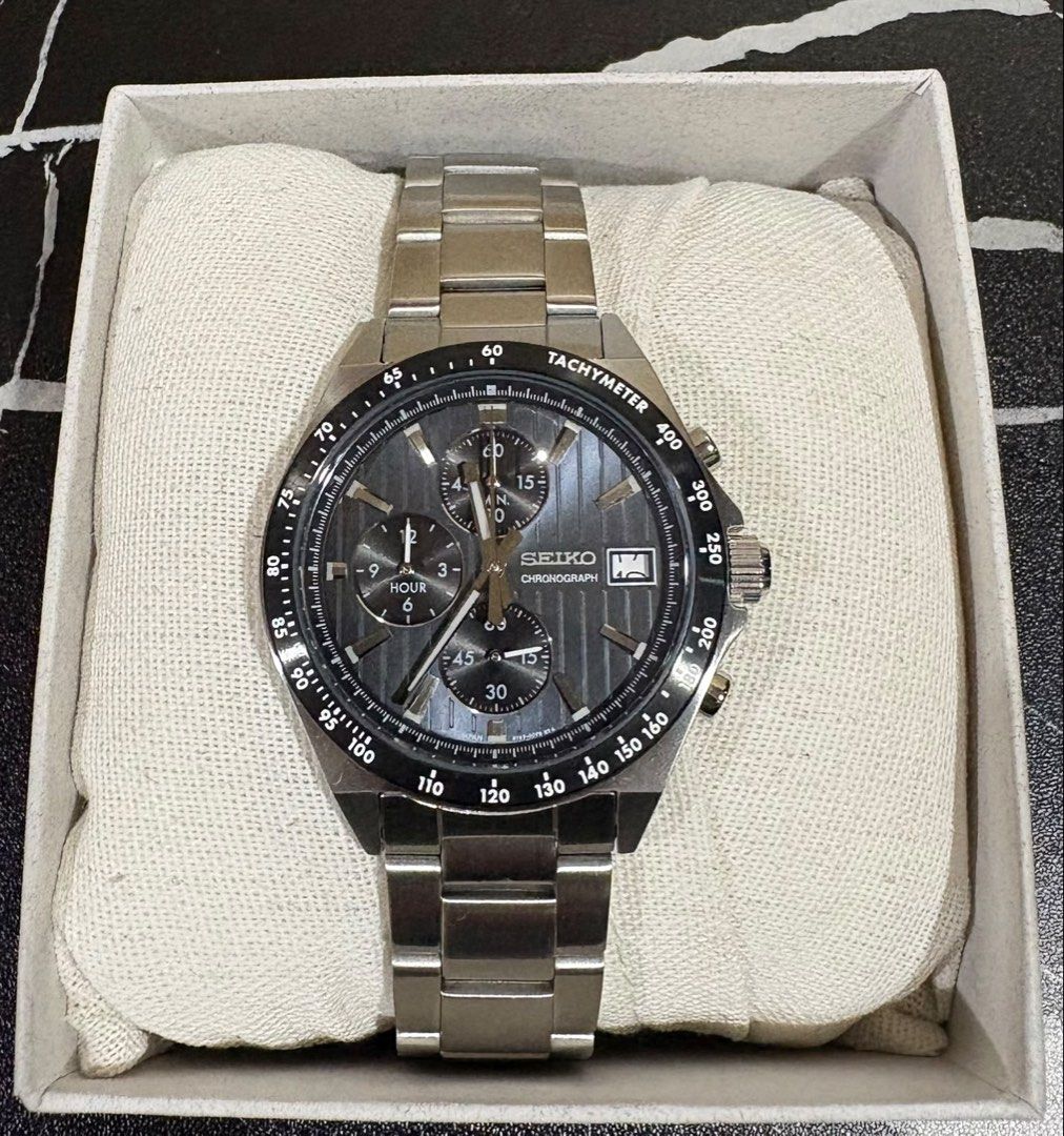 Seiko Selection SBTR041 (Category: Men's Watches) located in Manila. Submitted by jaib. (Listing ID 1461793941, Image 1). Description: 41 MM 10/10 Condition (Brand New) Quartz Chronograph (Vertical Three Dials) Selection S Series International Warranty.