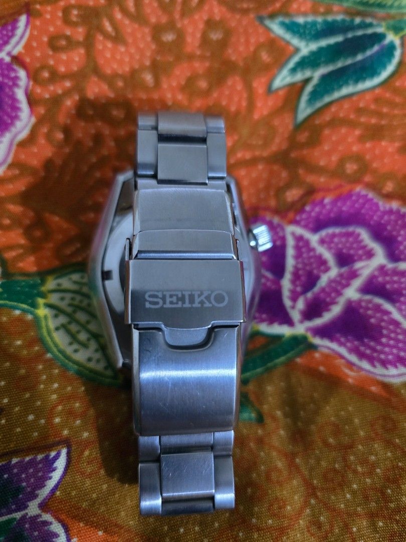 Seiko spb185 (Category: Men's Watches) located in Davao. Submitted by platter21 (Listing ID 1461663156, Image 3). Description: Seiko Steelmaster spb185 Good condition Pm for inquiries.