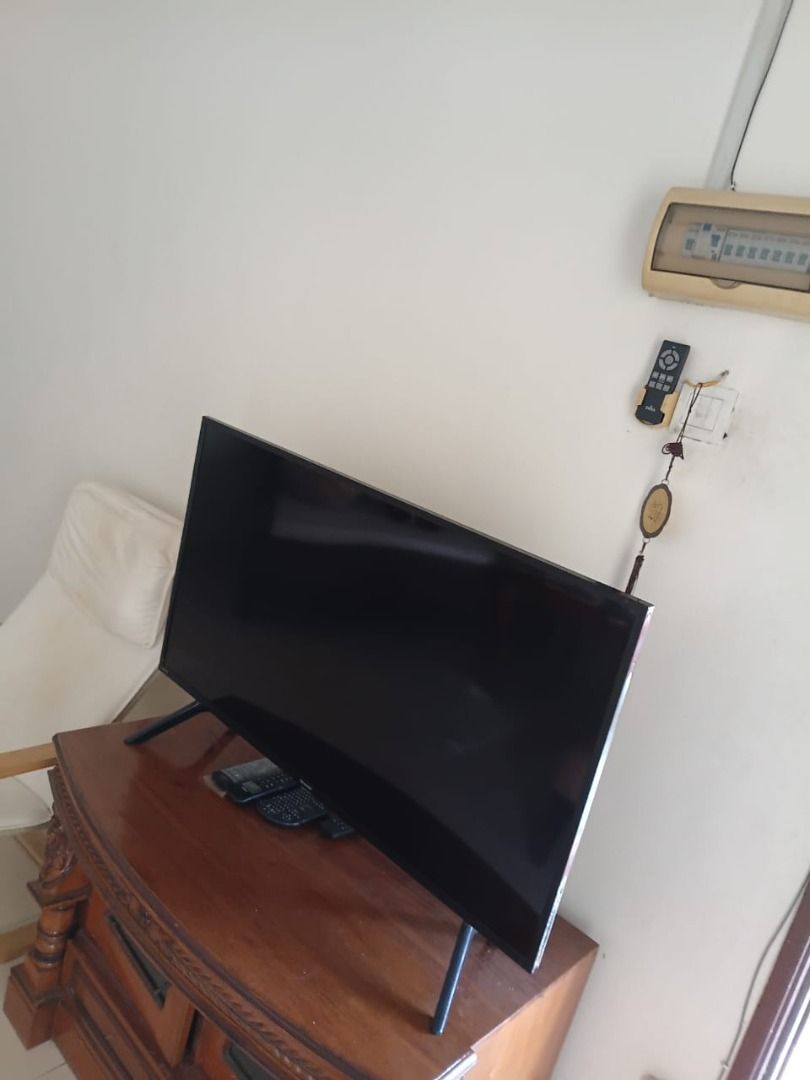 Sharp 42" (Category: TV) located in Kuala Lumpur. Submitted by juzaili76 (Listing ID 1461724465, Image 1). Description: Never Use.
