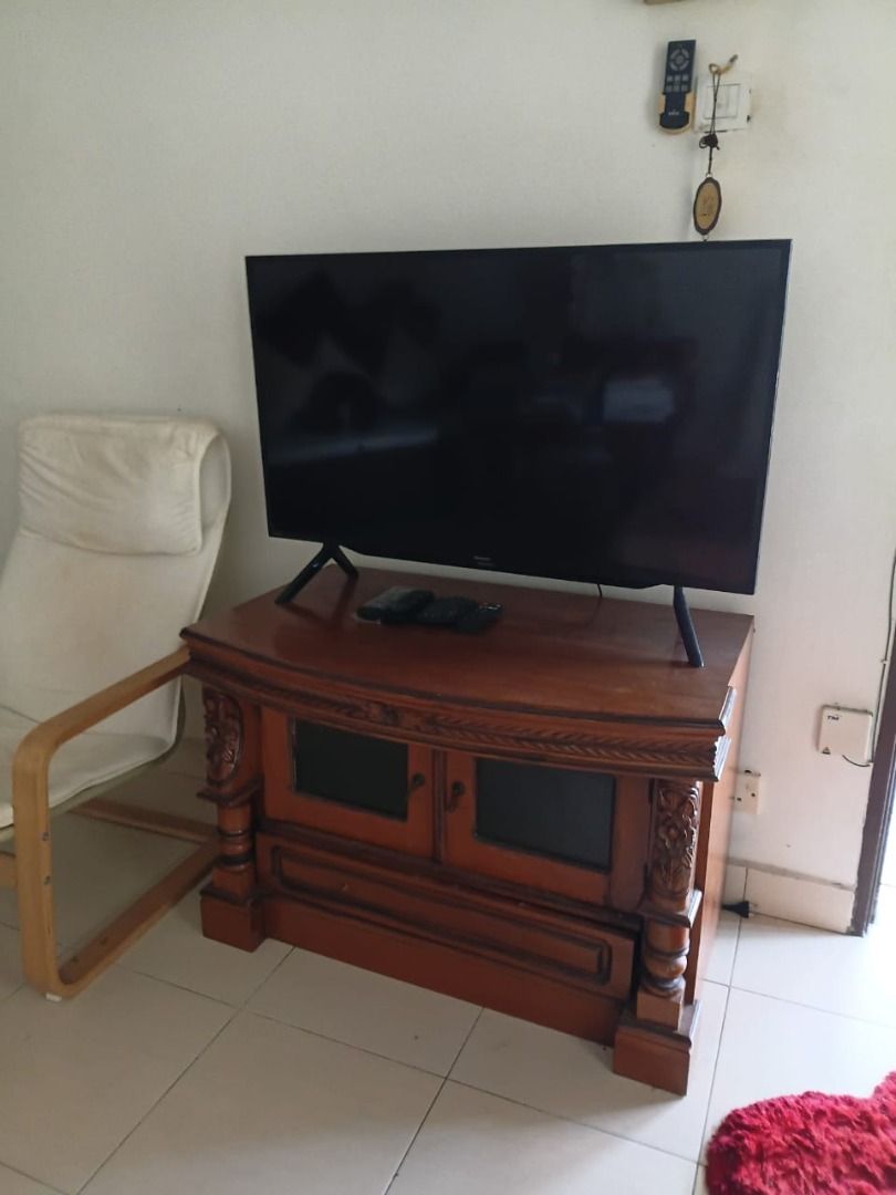 Sharp 42" (Category: TV) located in Kuala Lumpur. Submitted by juzaili76 (Listing ID 1461724465, Image 2). Description: Never Use.