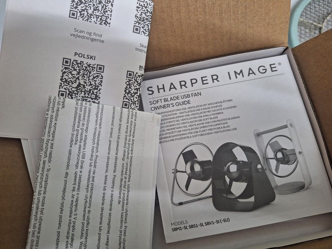 Sharper Image Soft Blade Small USB Fan (Category: Fans) located in Caloocan City. Submitted by thesunflowershop (Listing ID 1461575030, Image 3). Description: Sharper Image Soft Blade Small USB Fan original price: P1650 - USB Powered for convenience - Two Speed Settings with easy touch control - Original box included. still in perfect condition - Ideal for personal desk or bedside cooling Mode of payment: gcash We will send the address after paym