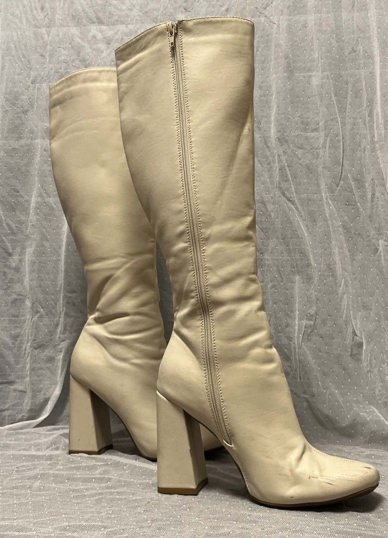 Shein High boots (Category: Boots) located in Manila. Submitted by elliejenner (Listing ID 1461742324, Image 1). Description: .