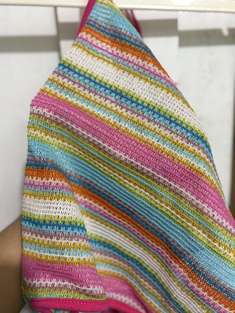 Shein Self-Tie Beach Top (Category: Clothes Drying Rack) located in Quezon City. Submitted by berrystrawng (Listing ID 1461724015, Image 3). Description: used once only size: medium rfs: i don’t repeat beach outfits hehe.