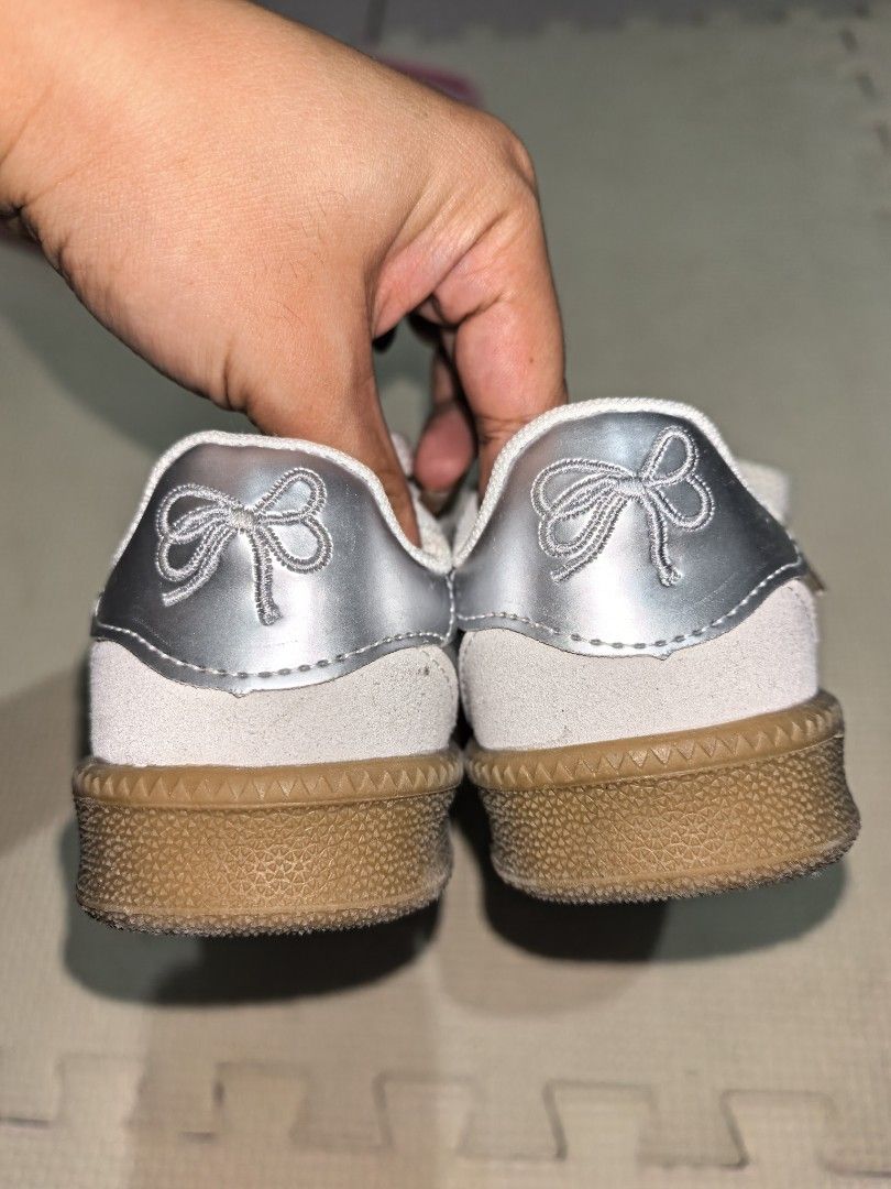 Shein White and Silver Sneakers EU 30 (Category: Babies & Kids Fashion) located in Cabanatuan. Submitted by saffy17 (Listing ID 1461589405, Image 3). Description: - Brand: Shein - Color: White & Silver - Size: EU 30 (Please check photos for exact measurements) - Condition: Like New (Only tried on) - Price: PHP 300 - Ideal for: Little girls seeking comfy and stylish footwear.