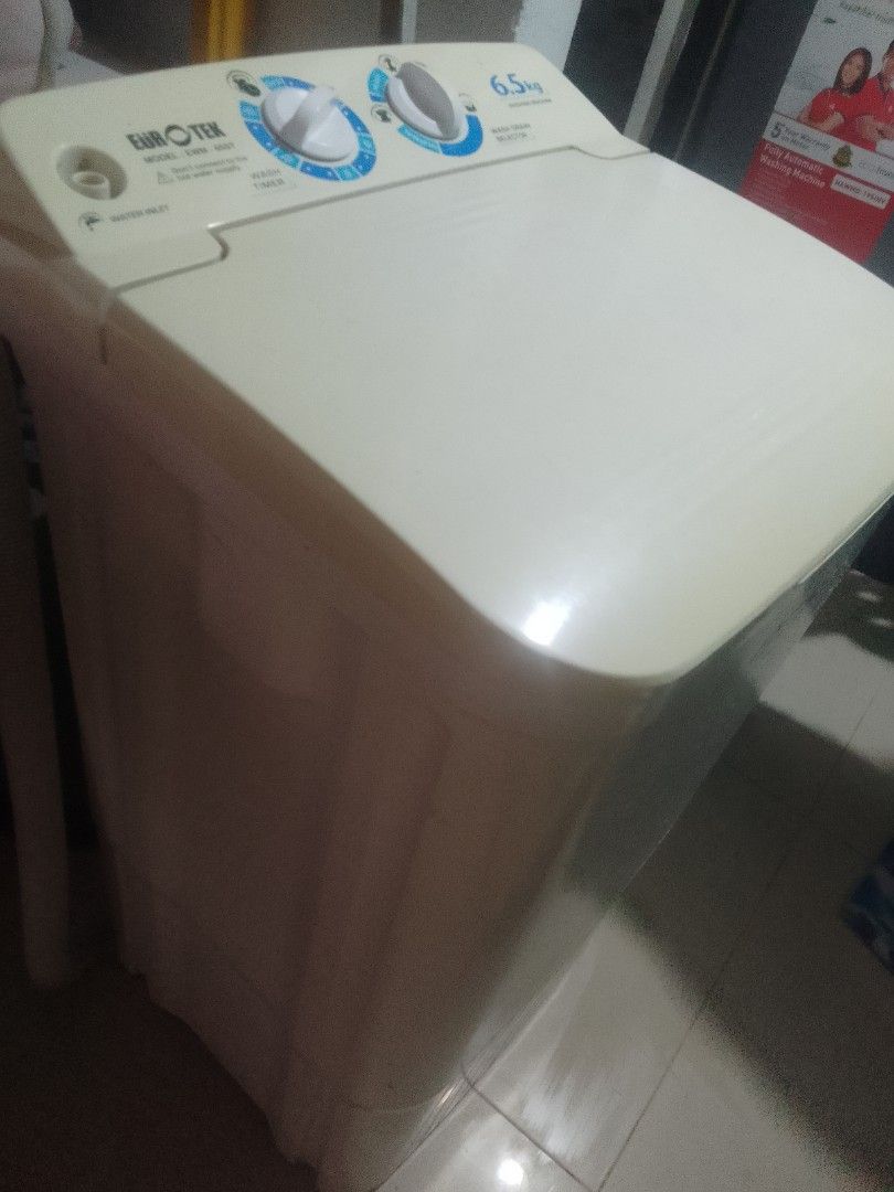 Single tub washing machine (Category: Washing Machines and Dryers) located in Mandaluyong City. Submitted by mysticwolf_54963c (Listing ID 1461589292, Image 3). Description: 1300 only around mandaluyong only addition hills location.