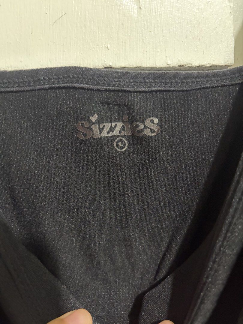 Sizzies Snatched Squad Bodysuit (Category: Clothes Drying Rack) located in Quezon City. Submitted by berrystrawng (Listing ID 1461720761, Image 3). Description: used for fitting only size: large rfs: too large for me.