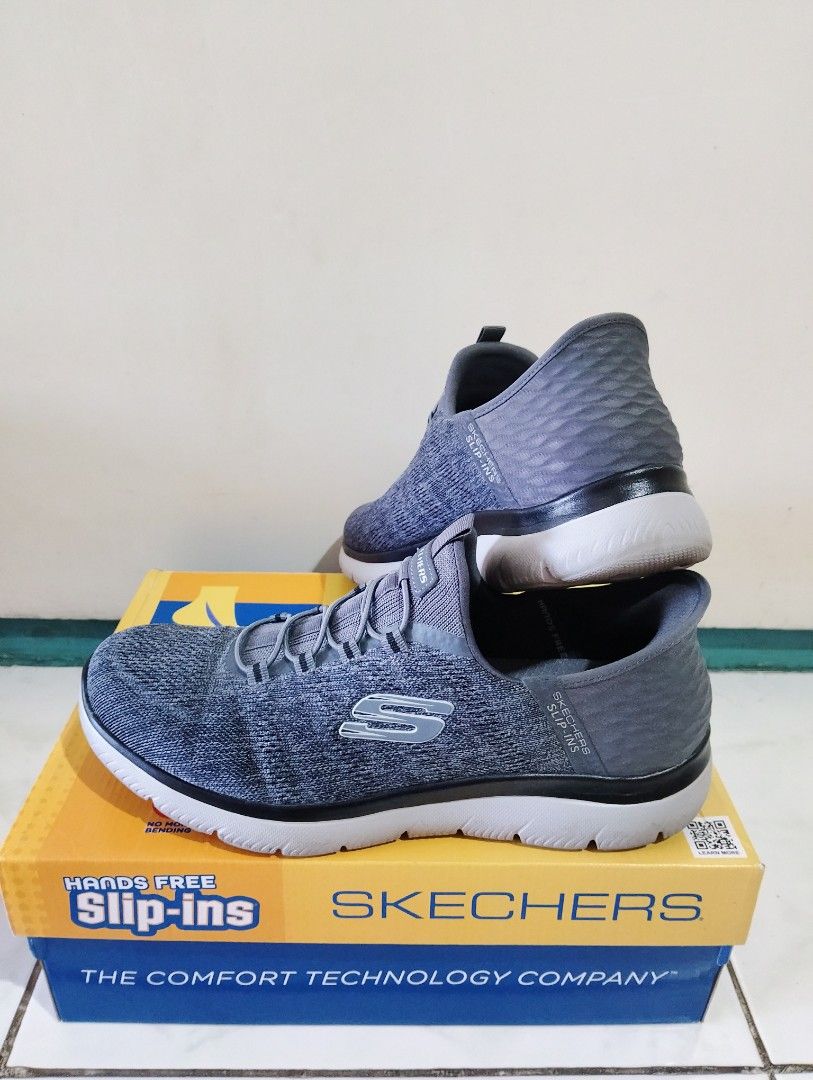 Skechers Slip-ins Summits Key-pace (Category: Casual Shoes) located in Santa Cruz. Submitted by jm.co (Listing ID 1461630463, Image 2). Description: forsale Skechers slip-ins Summit Key-Pace size 11" / 45CM noi ssues as new 4k) original price i sell for oy 2k only i cam do meetups and shipping via jnt stacruz laguna area.